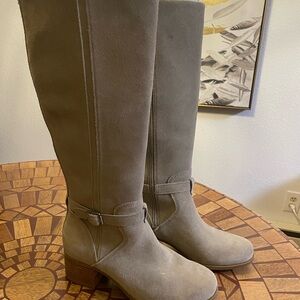 Koolaburra Tan Heeled Boots Sleek Suede Style